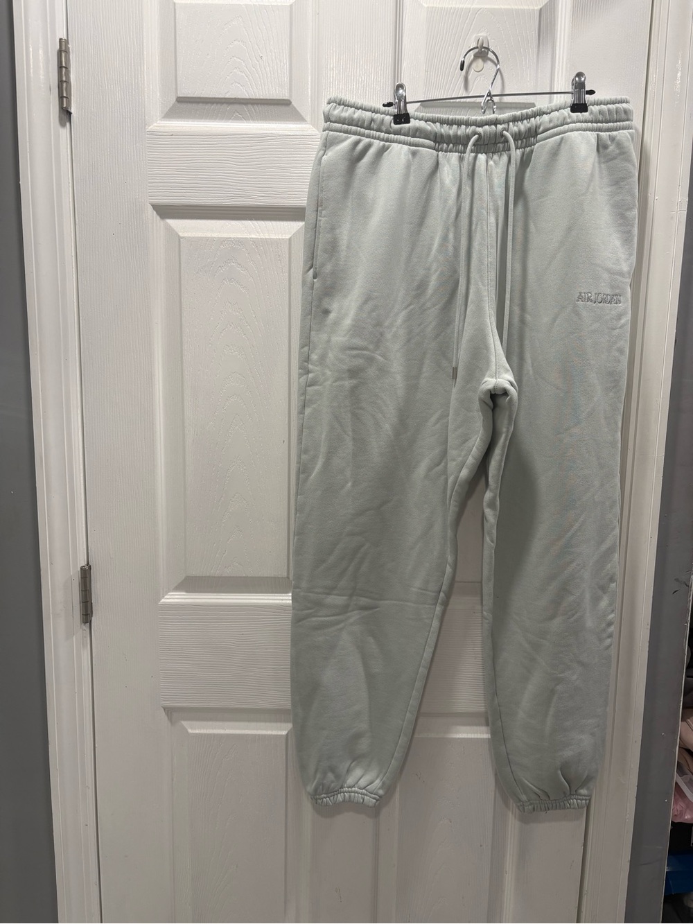 Jordan Men’s Light Mint Green Jogger Sweatpants XL BNWT
